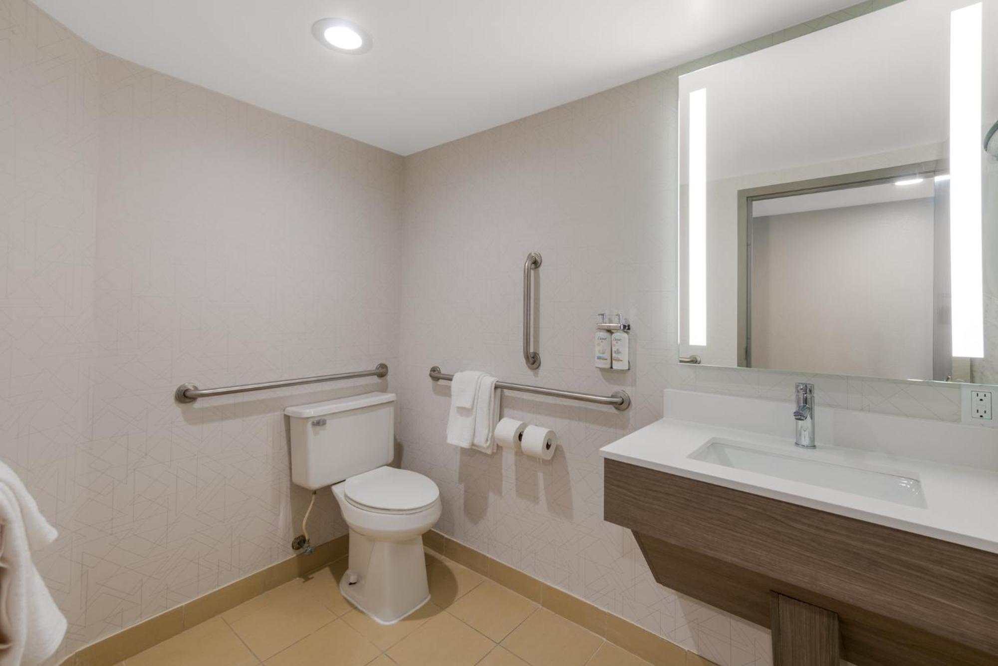 Holiday Inn Express Hotels- Hampton By Ihg Екстер'єр фото