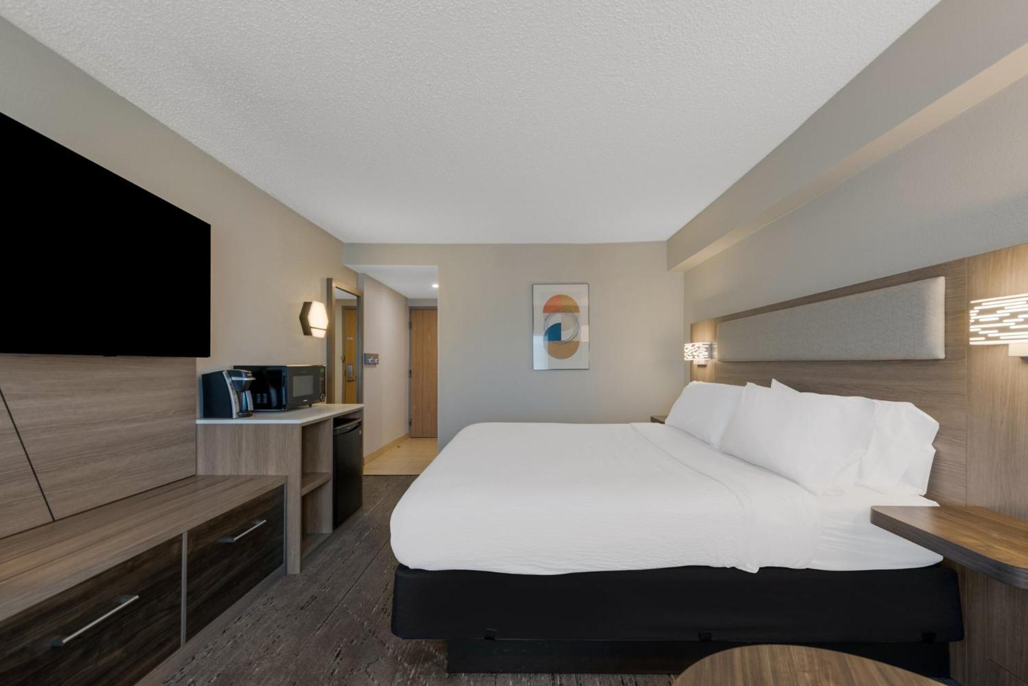 Holiday Inn Express Hotels- Hampton By Ihg Екстер'єр фото