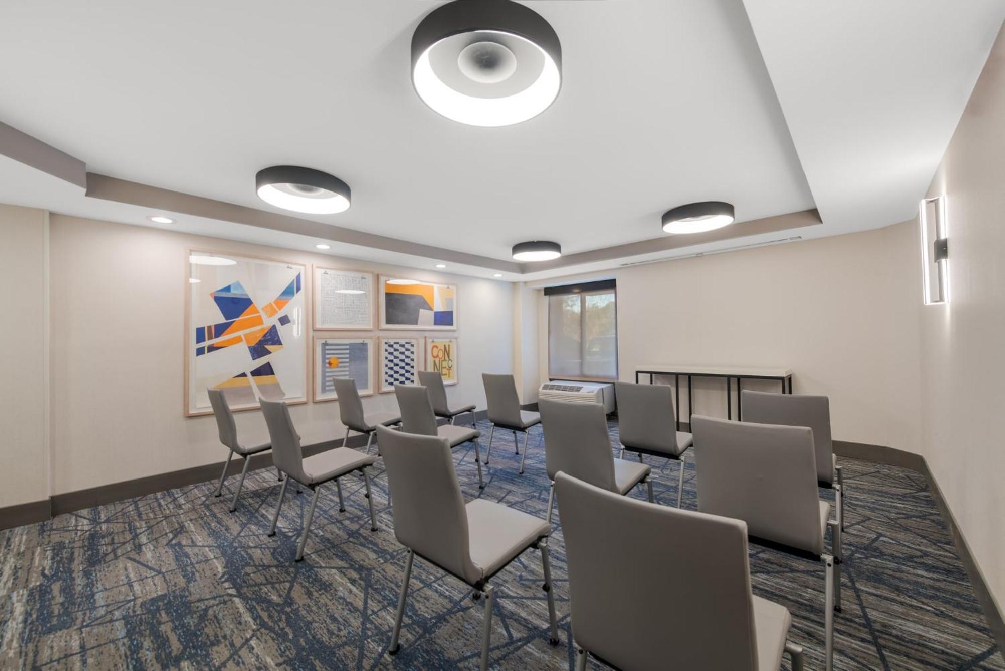 Holiday Inn Express Hotels- Hampton By Ihg Екстер'єр фото