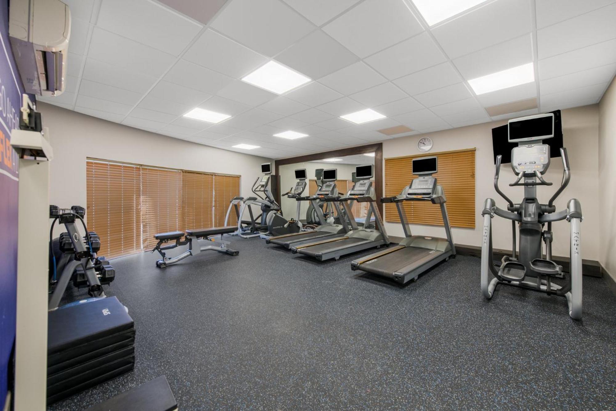 Holiday Inn Express Hotels- Hampton By Ihg Екстер'єр фото