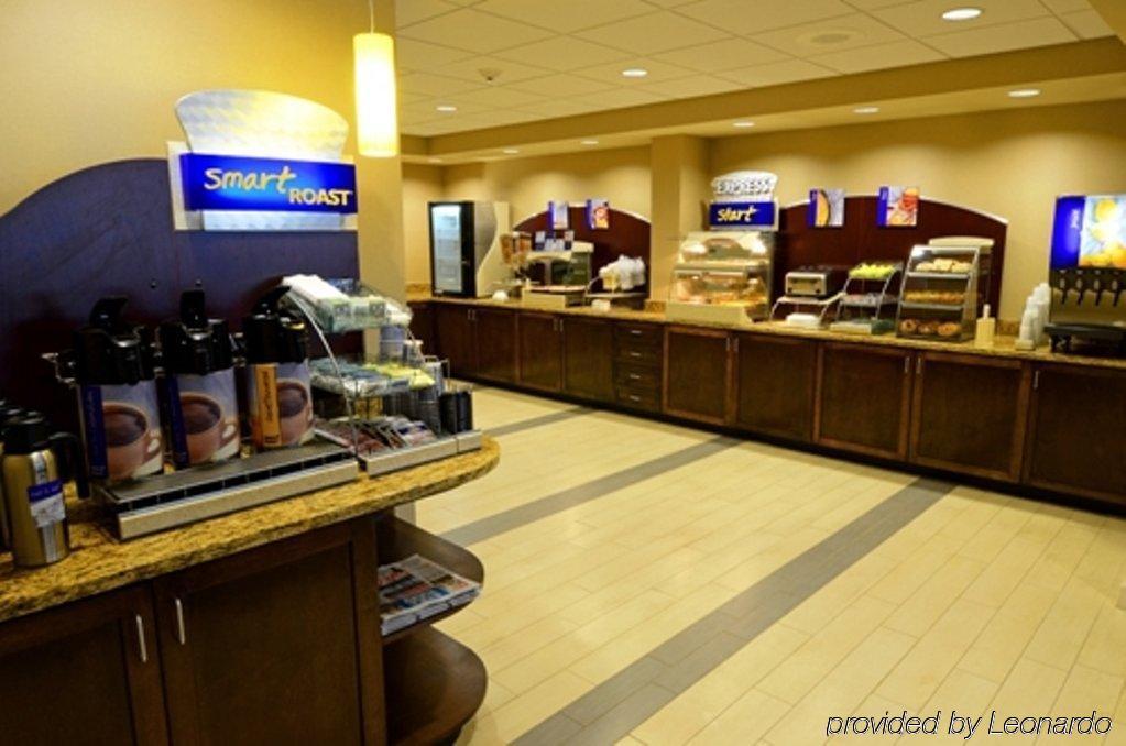 Holiday Inn Express Hotels- Hampton By Ihg Екстер'єр фото